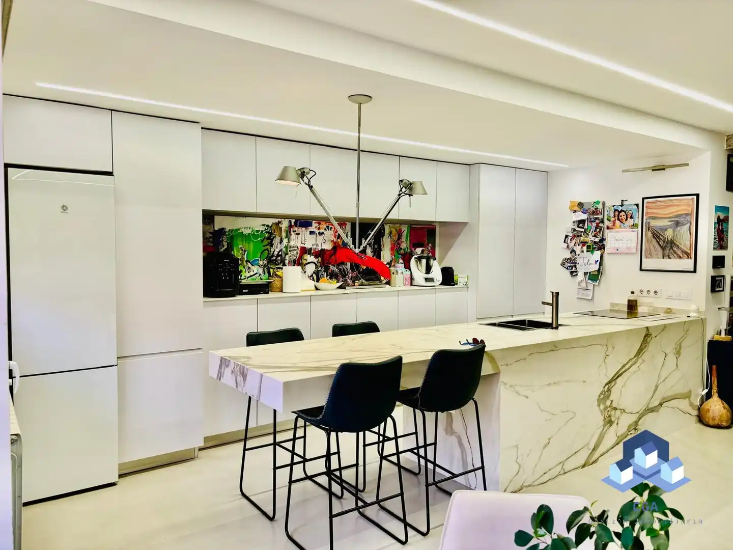 Piso con terraza en venta en Avenida Juan Carlos I 36, imagen 2