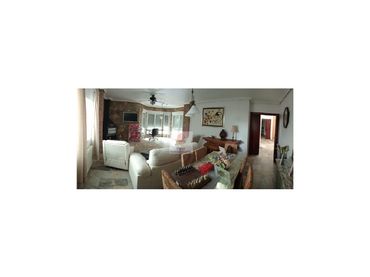 Xalet en venda a Avenida Golf (Altorreal)