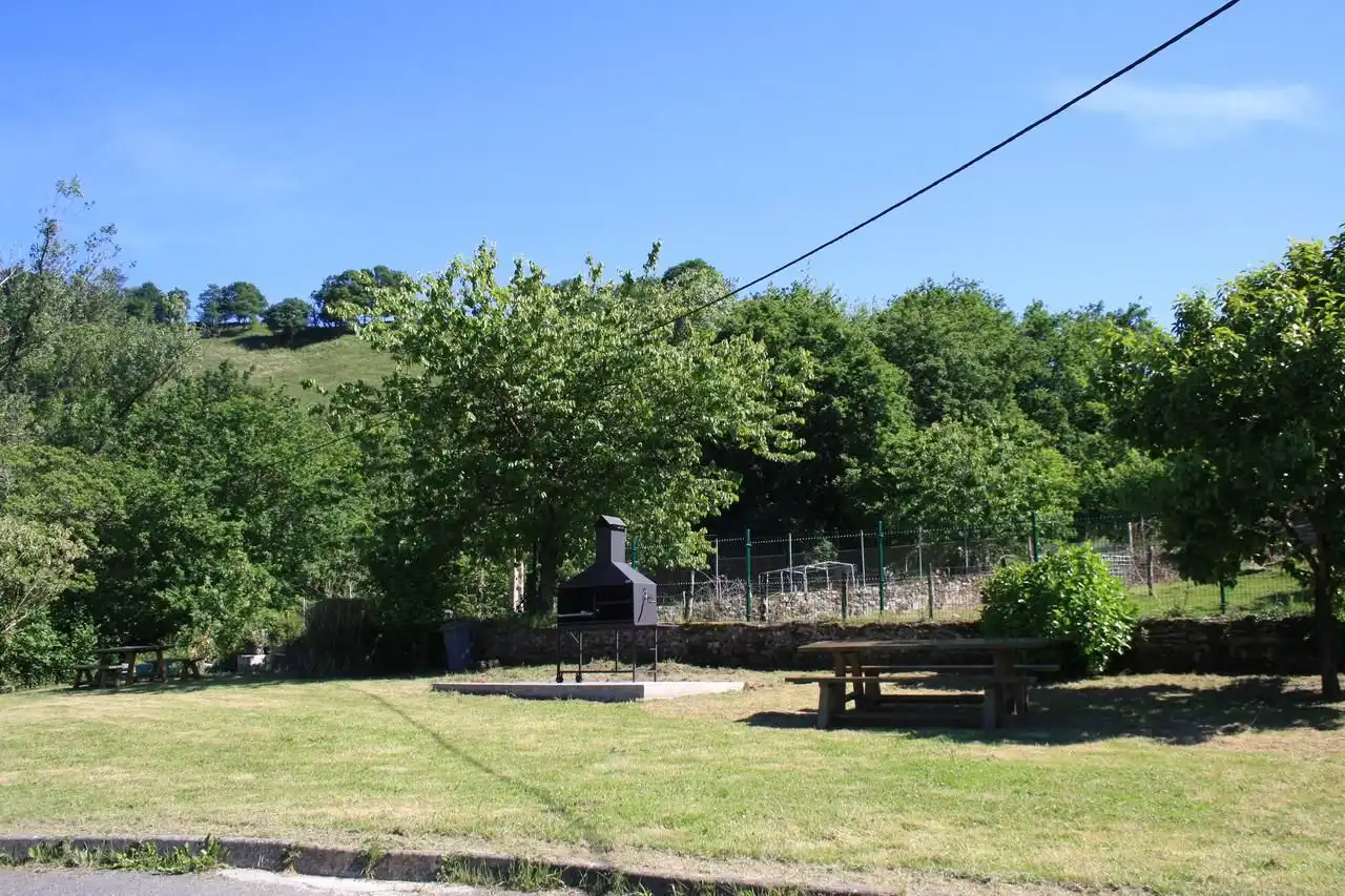 Hotel zum Verkauf in AS-114, imagen 4