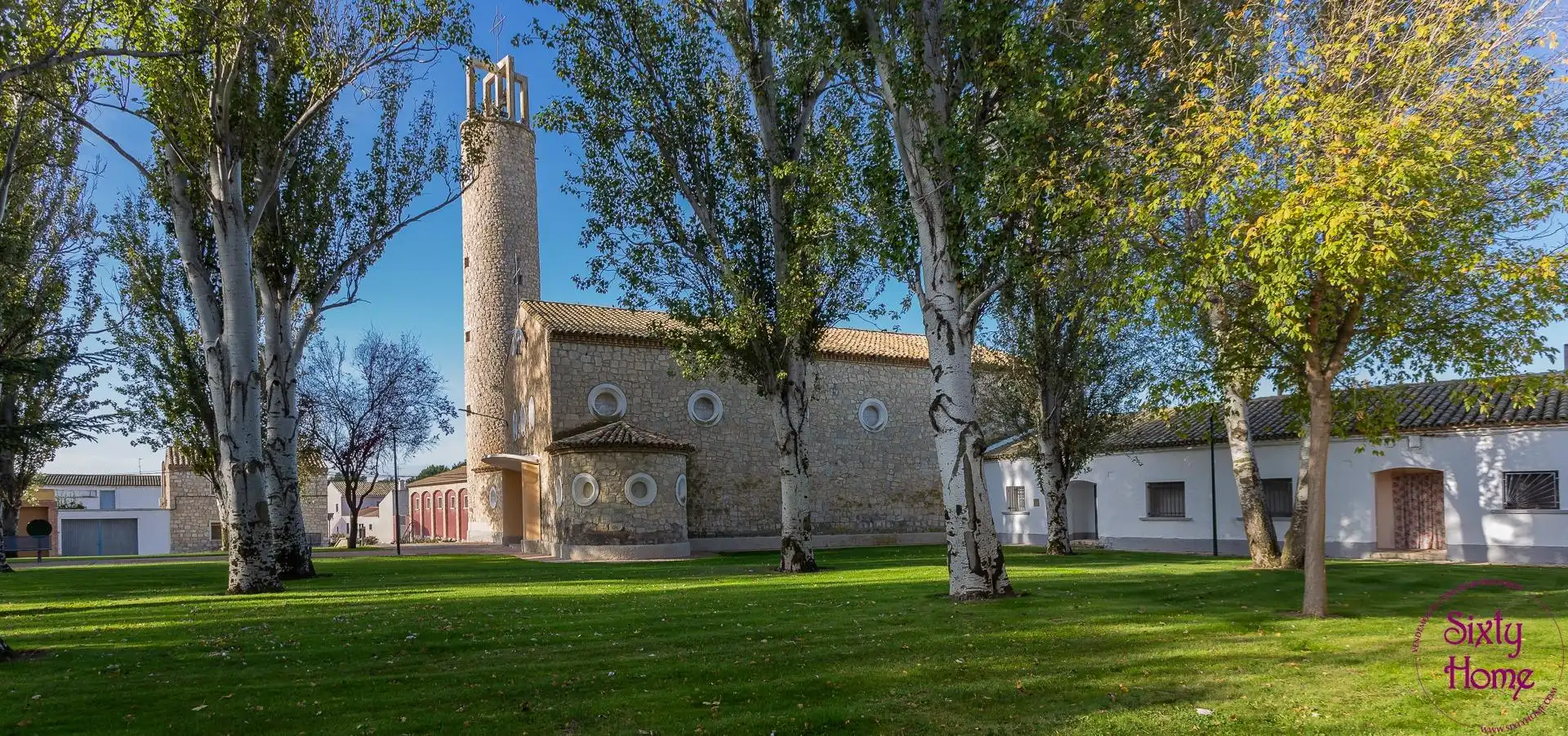 Vista exterior de Casa adosada en venda en Ejea de los Caballeros amb Aire condicionat, Jardí privat i Terrassa