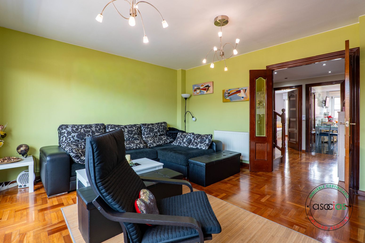 Living room of Flat for sale in Gijón   with Heating, Parquet flooring and Terrace