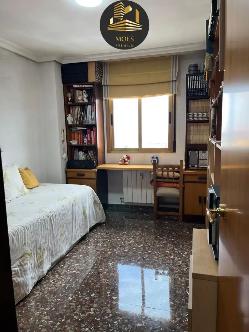 Piso con terraza en venta en Hospital, imagen 9