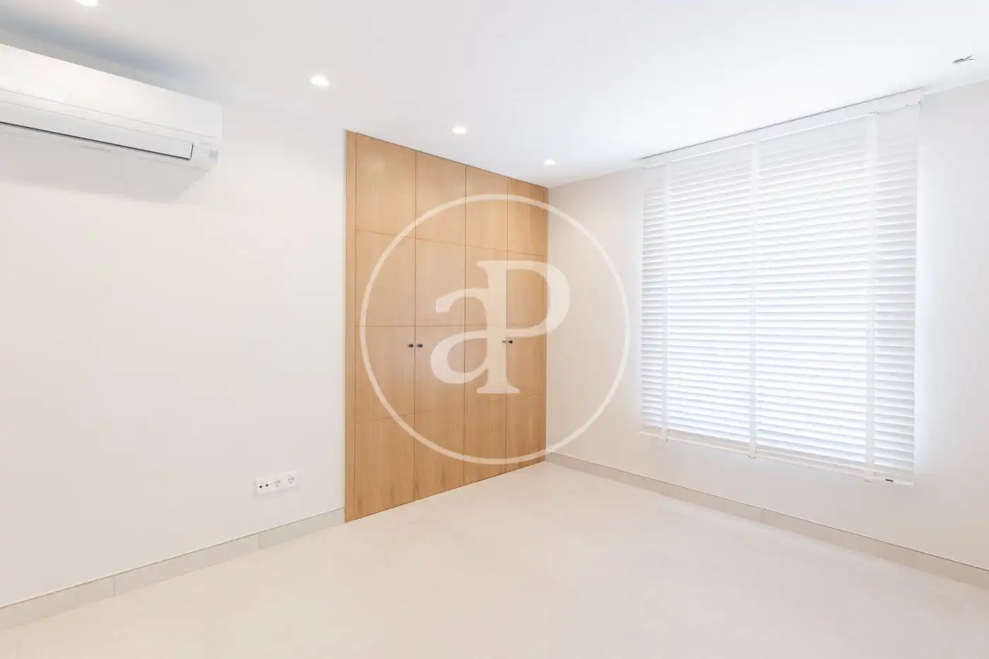 Wohnung zum Verkauf in Andratx mit Klimaanlage, Heizung und Privatgarten