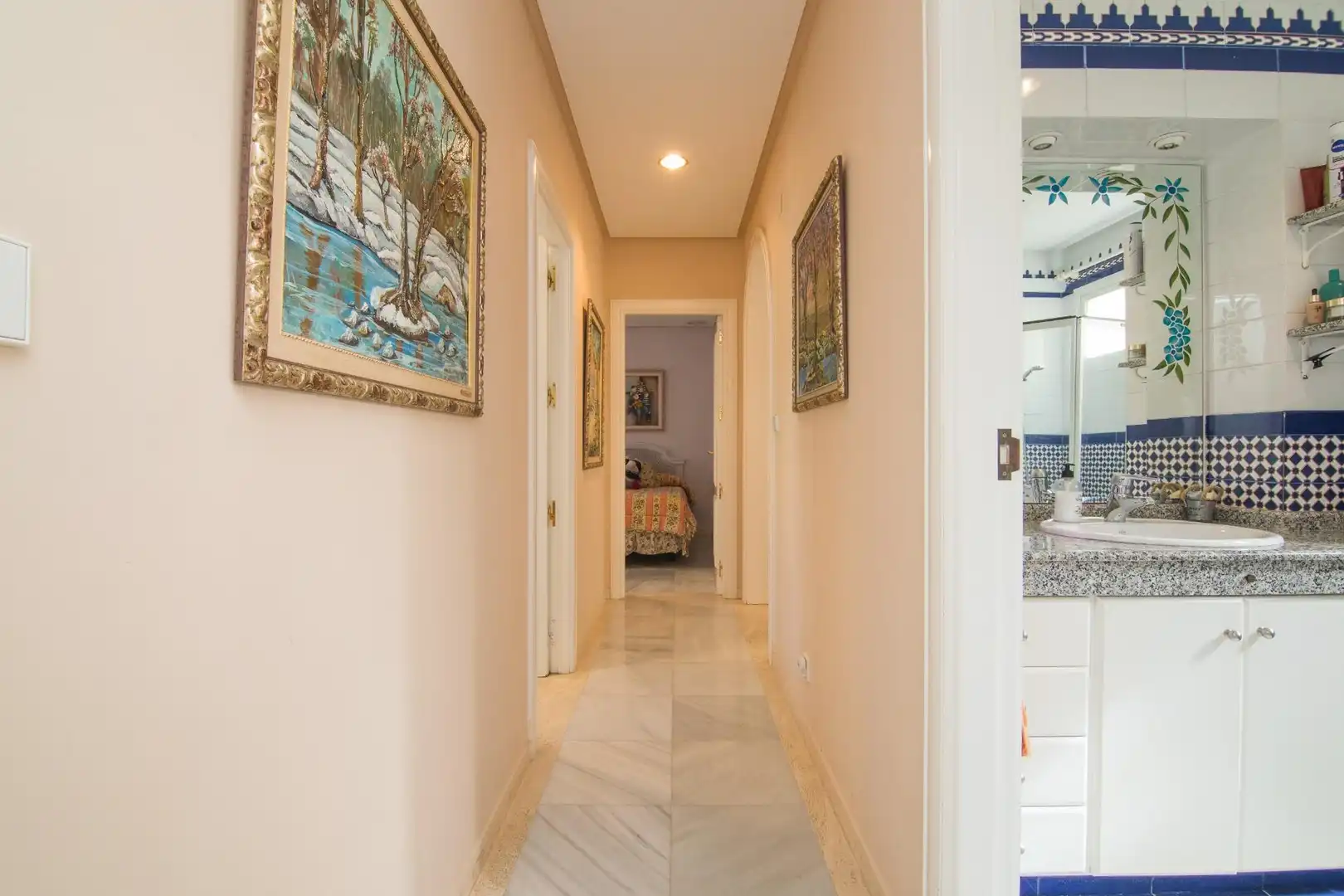 Casa o chalet en venta en Elche / Elx con Aire acondicionado, Jardín privado y Terraza