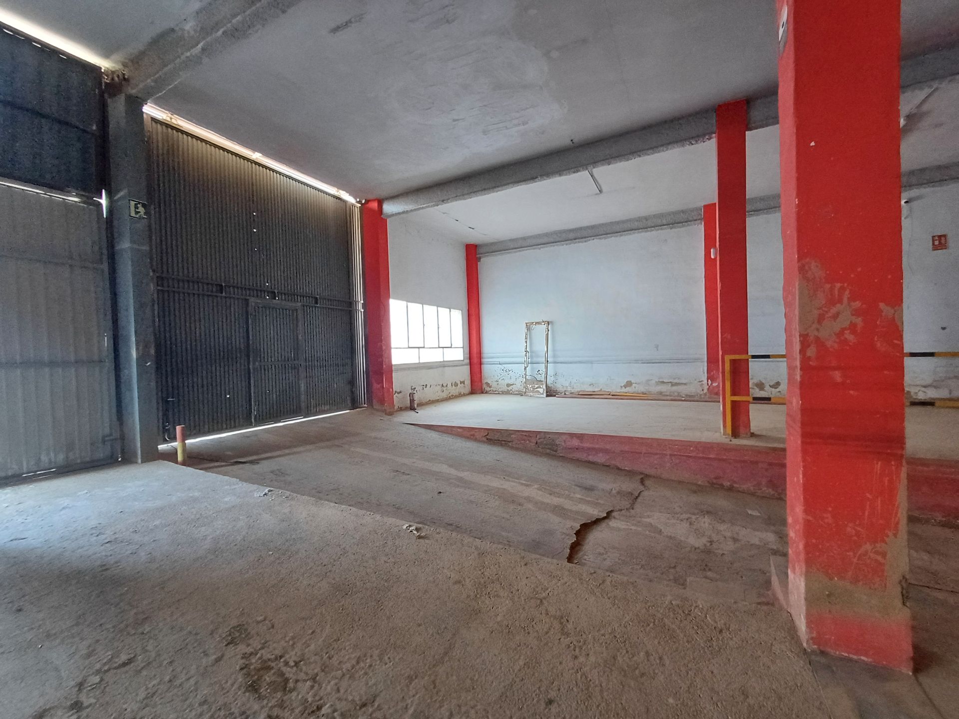 Industrial buildings to rent