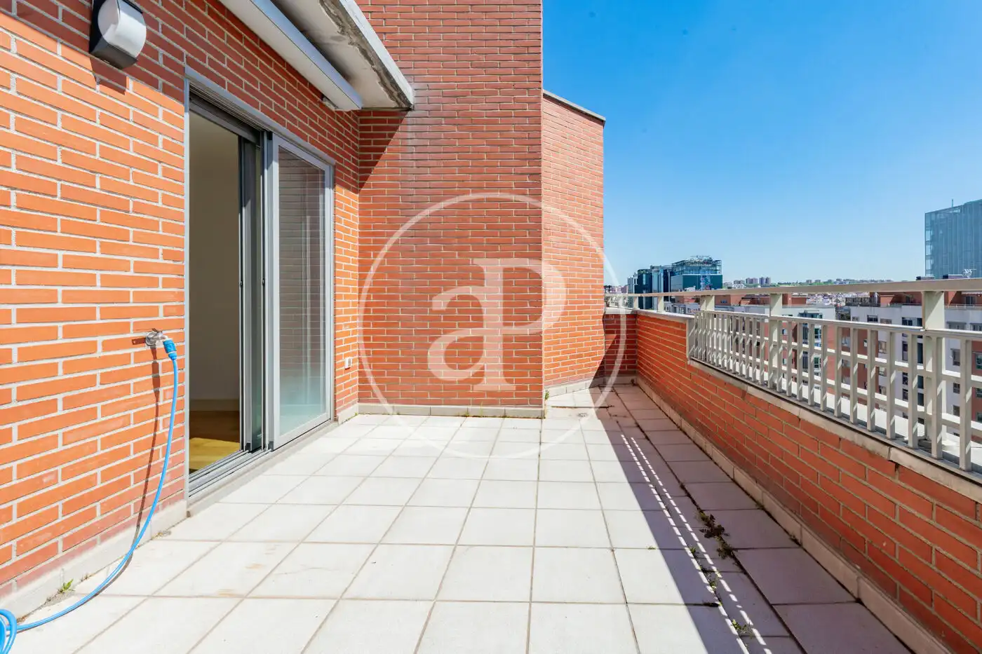 Terrassa de Àtic en venda en Madrid amb Aire condicionat, Calefacció i Terrassa