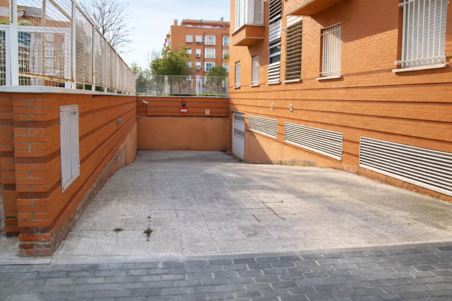 Parking de Piso en venta en Madrid con Aire acondicionado, Calefacción y Parquet