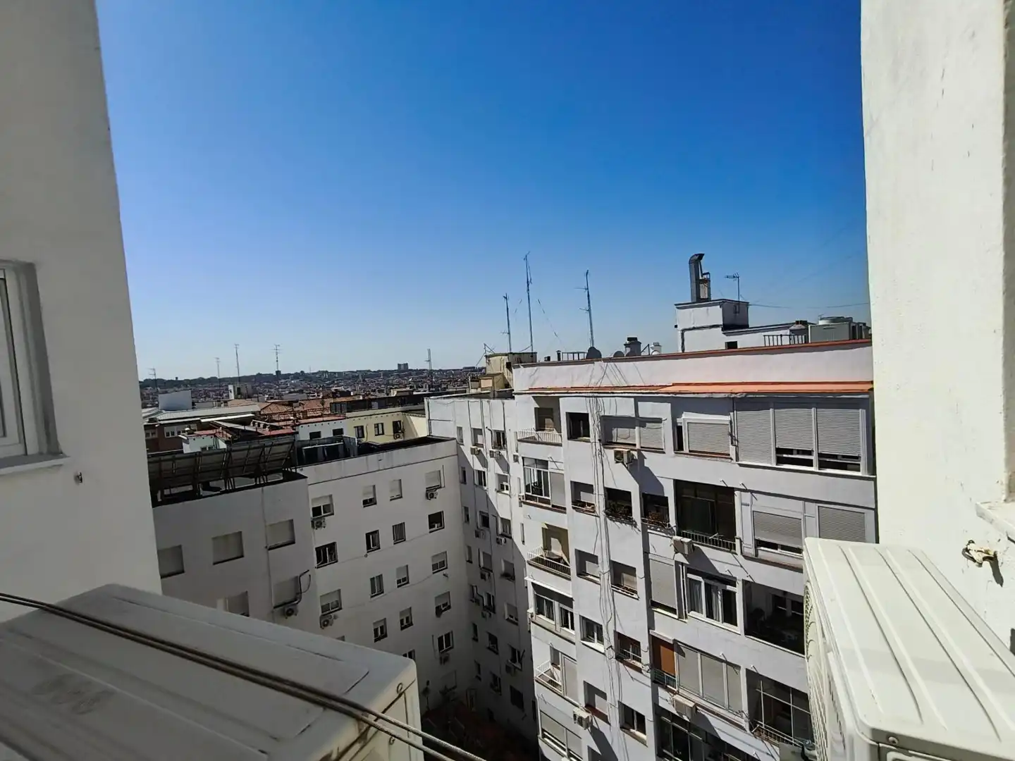Vista exterior de Apartamento de alquiler en Madrid con Aire acondicionado y Calefacción