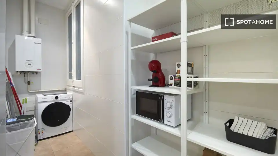 Appartamento con terrazza in affitto a Eixample, imagen 15