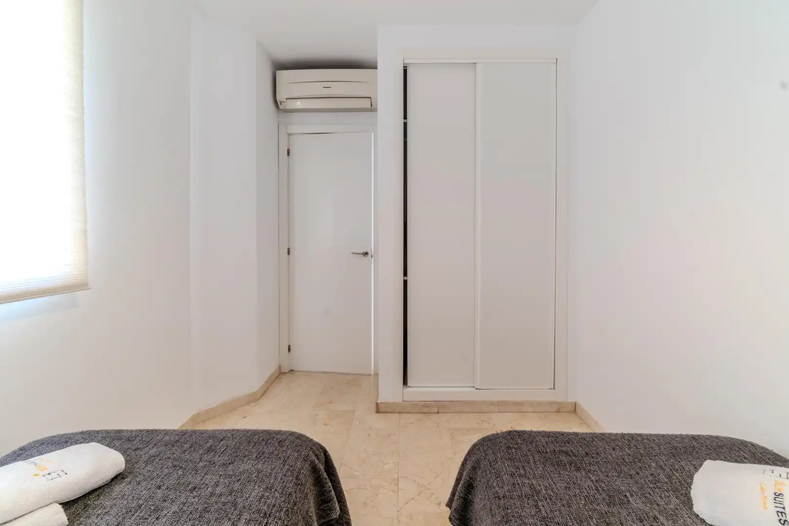Dormitori de Àtic en venda en Fuengirola amb Aire condicionat, Jardí privat i Terrassa