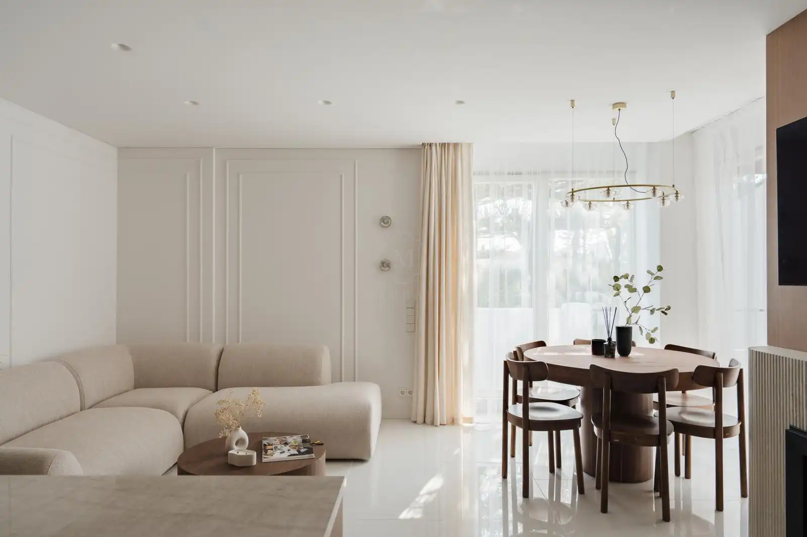 Living room of Attic for sale in Marbella  with Air Conditioner, Terrace and Swimming Pool