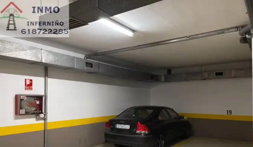 Parking de Piso de alquiler en Ferrol con Trastero, Horno y Lavadora