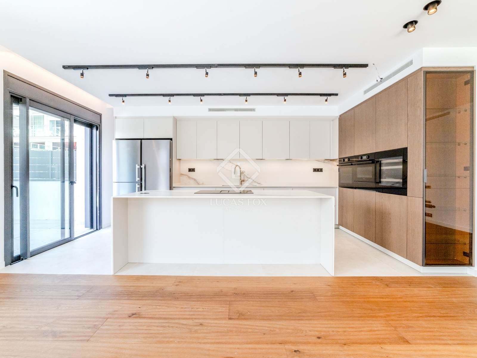 Kitchen of Flat for sale in Sitges  with Air Conditioner, Private garden and Storage room