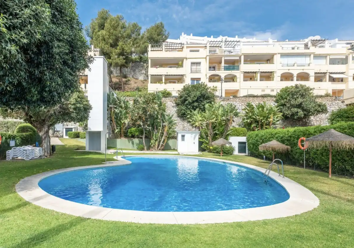 Apartamento con piscina en venta en La Quinta, imagen 3