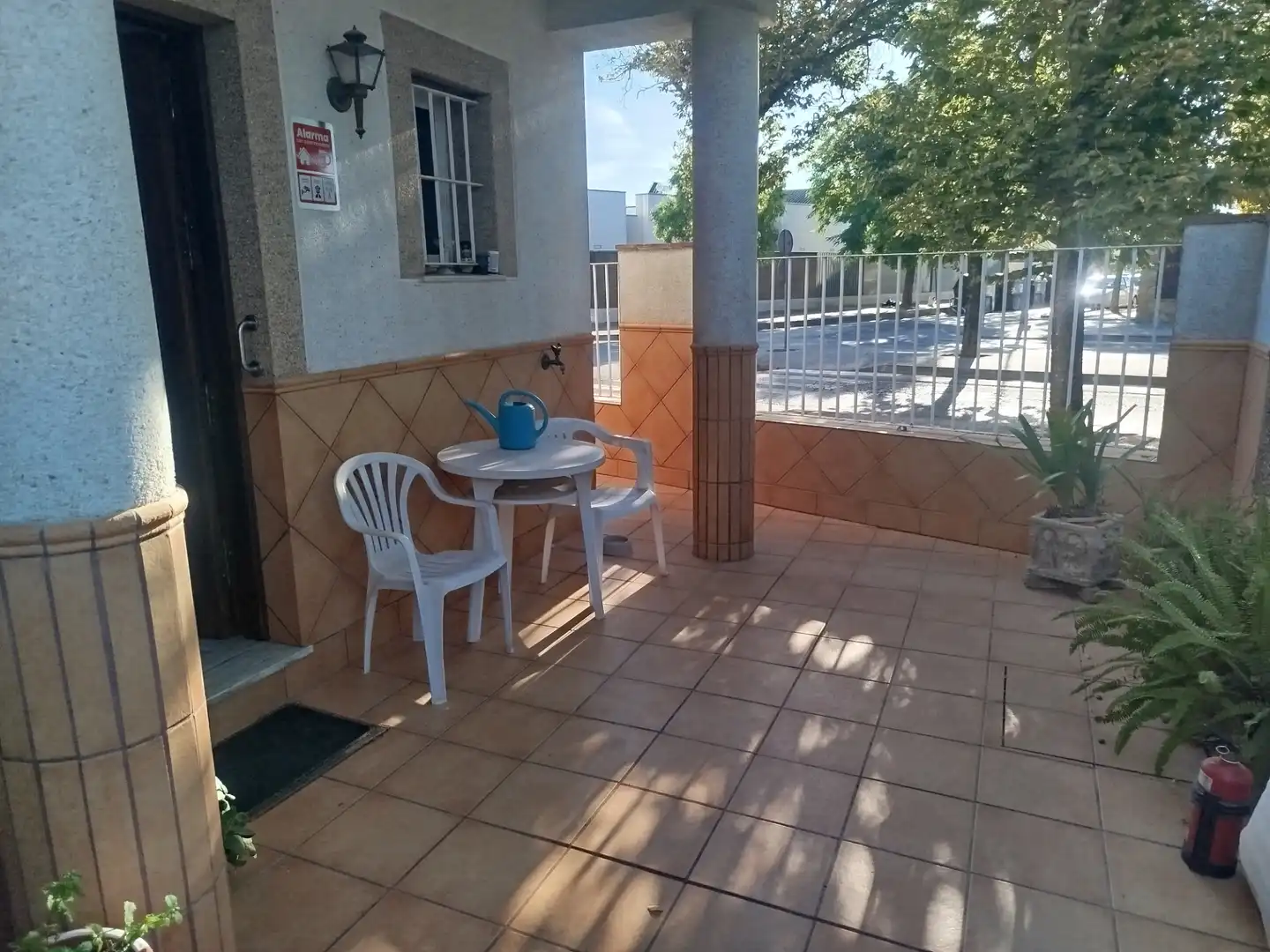 Adosado con terraza en venta en El Rocío - La Milagrosa