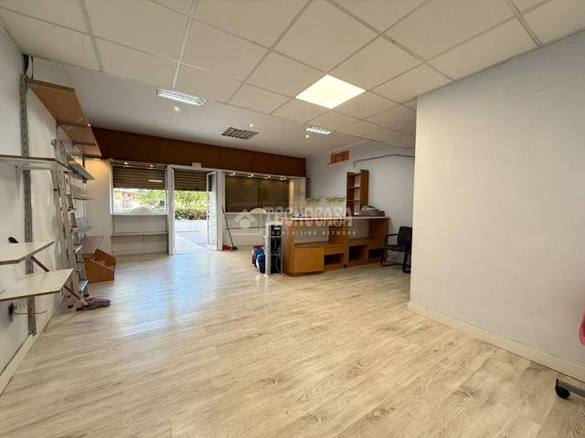 Local comercial en Venta en C. Sondalezas en La Florida - Parque Norte