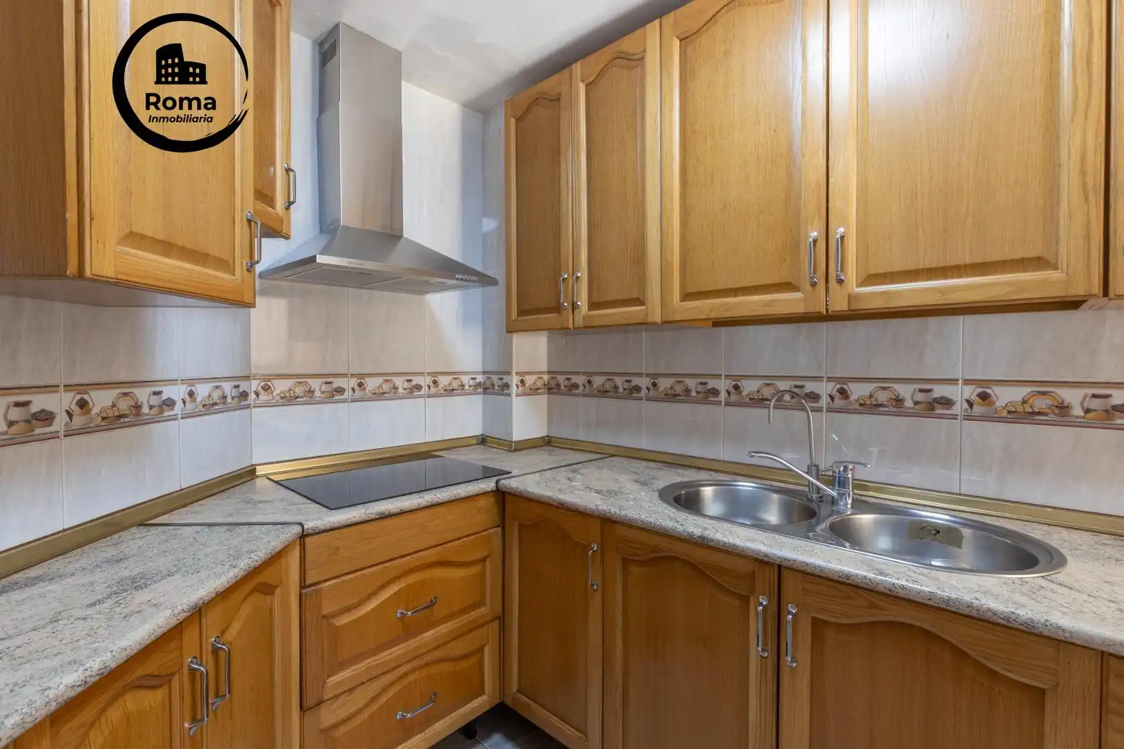 Cocina de Piso en venta en Granada con Terraza, Amueblado y Balcón