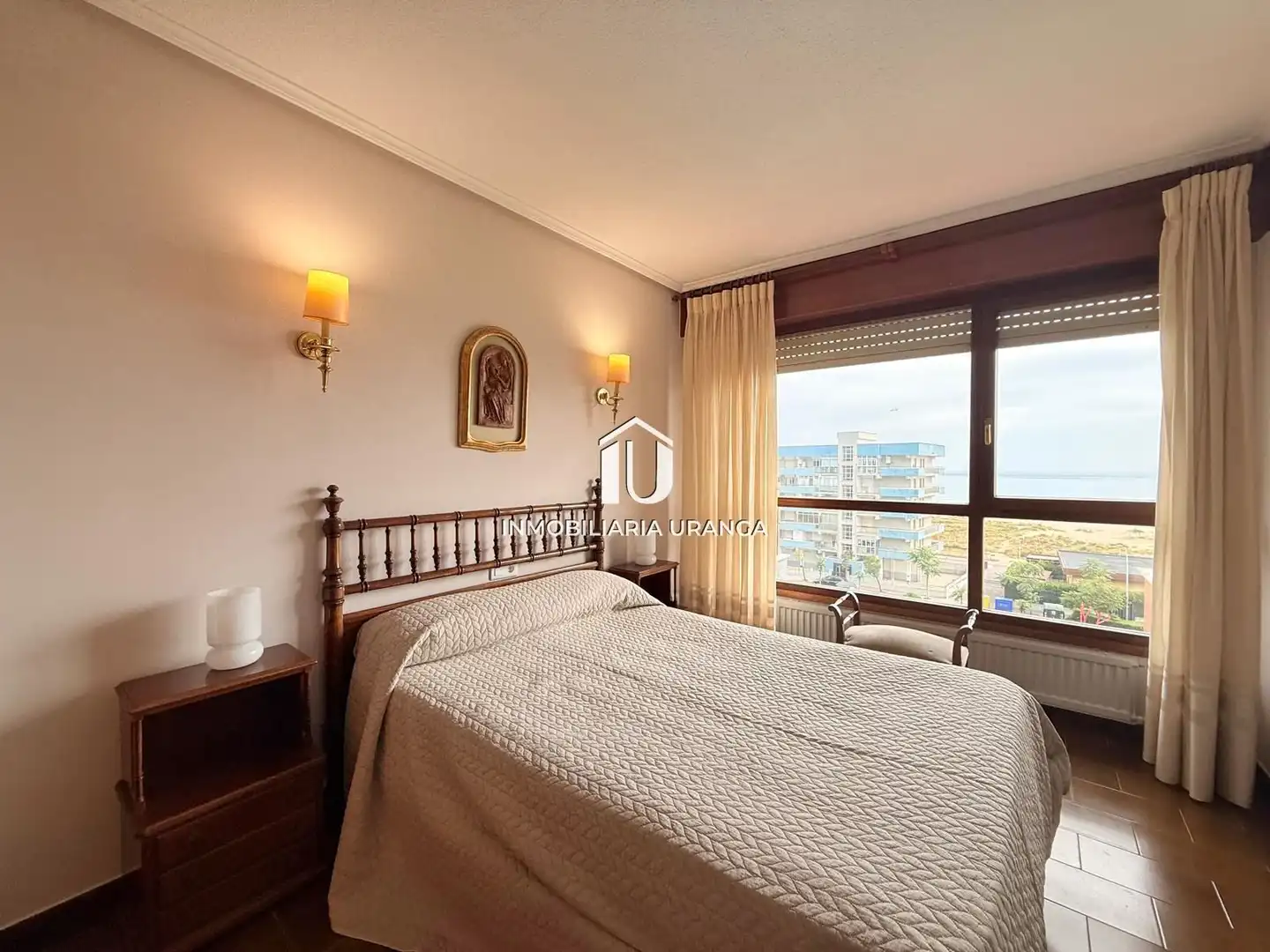 Schlafzimmer von Wohnung zum Verkauf in Laredo mit Heizung, Terrasse und Abstellraum