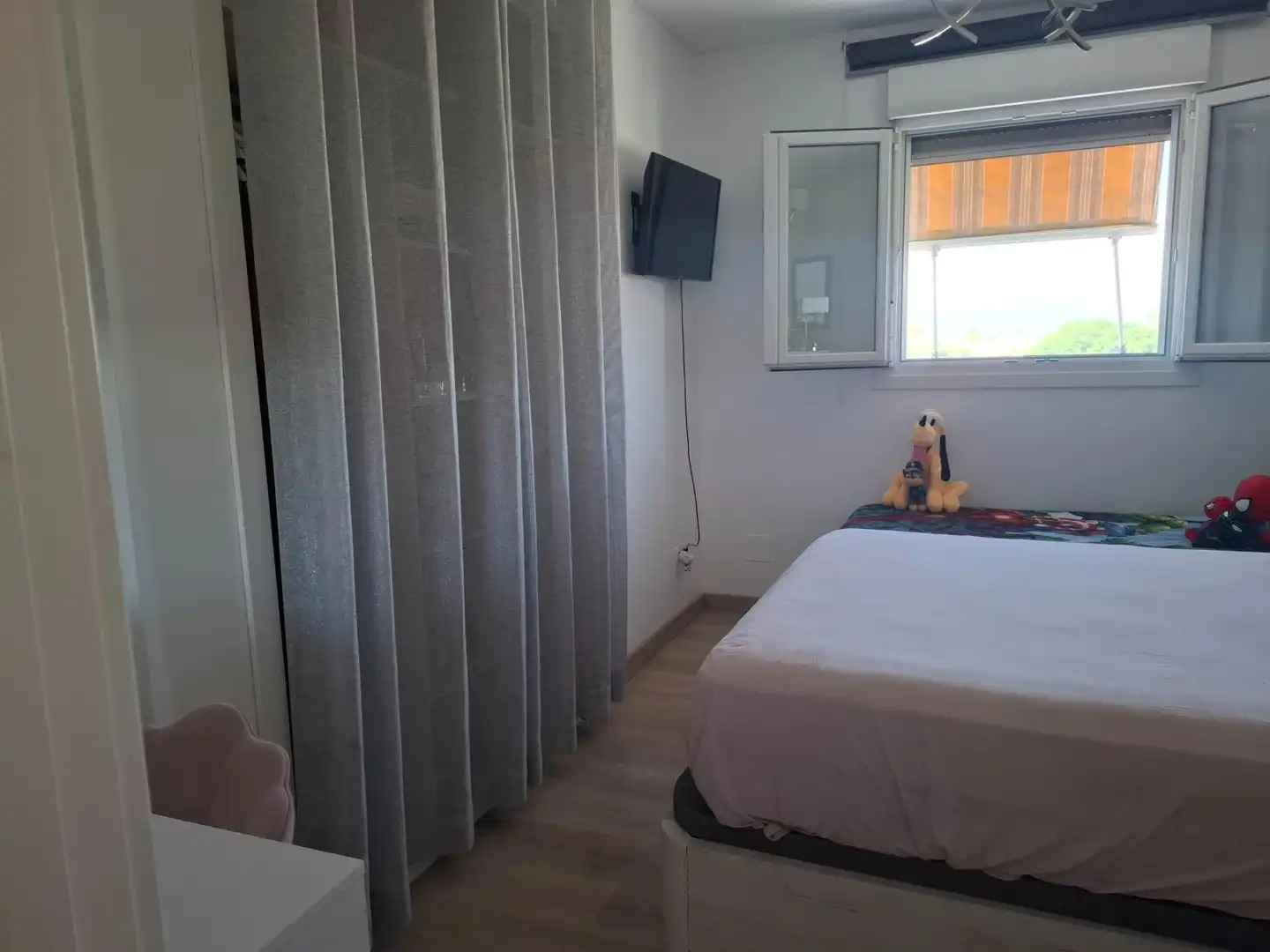 Habitación de Ático en venta en Málaga con Aire acondicionado, Terraza y Trastero