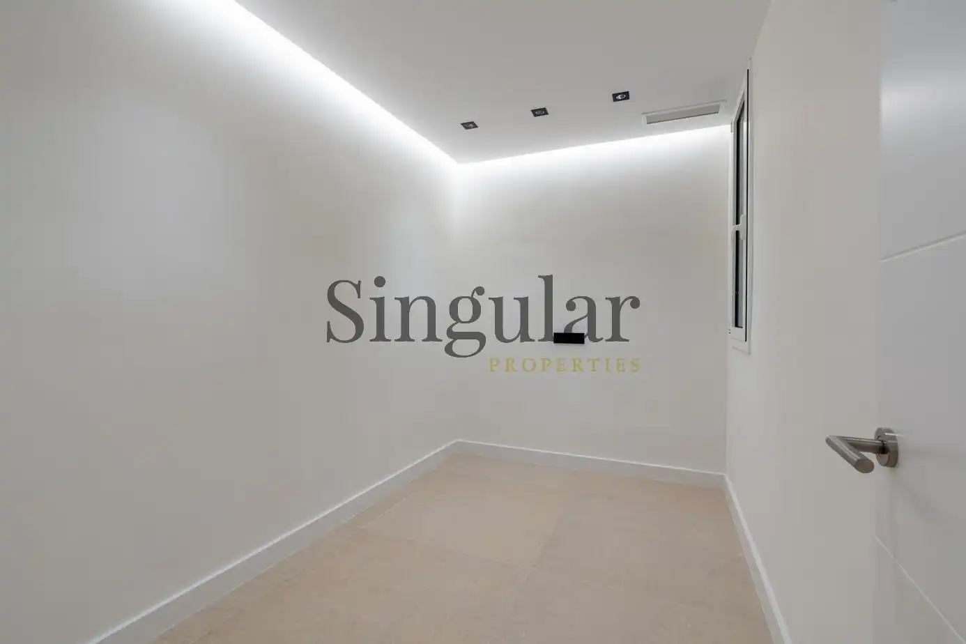 Piso en venta en Barcelona con Aire acondicionado, Calefacción y Terraza