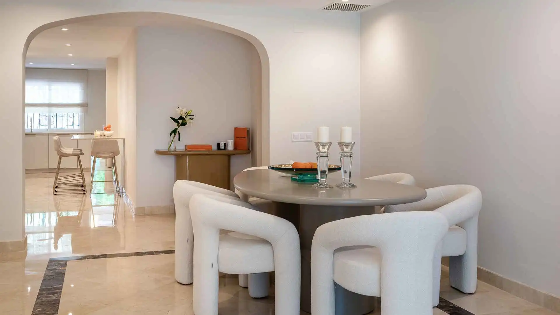 Esszimmer von Wohnungen zum Verkauf in Marbella mit Klimaanlage, Terrasse und Abstellraum