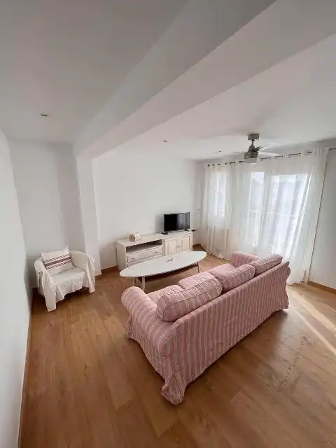 Sala d'estar de Apartament en venda en Ciutadella de Menorca amb Terrassa i Moblat