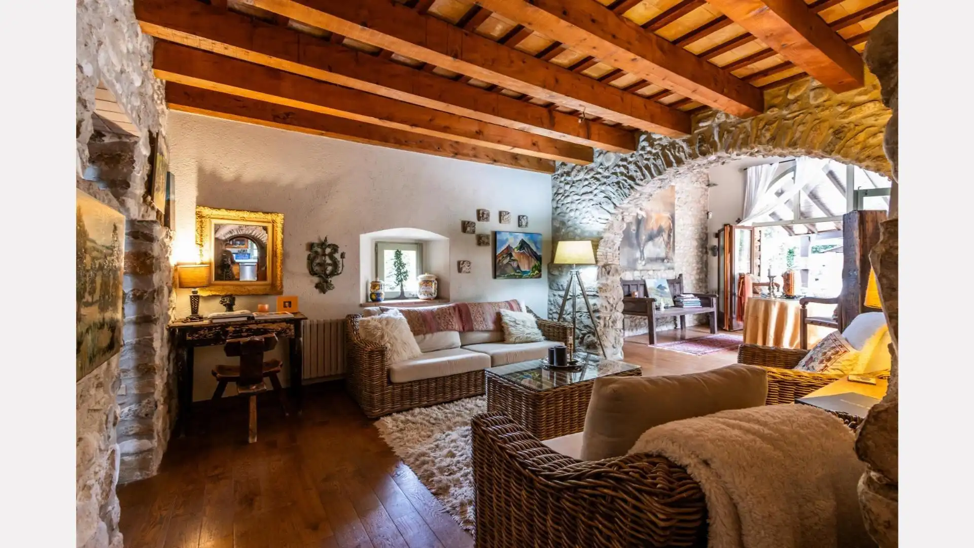 Sala de estar de Finca rústica en venta en Esponellà con Aire acondicionado, Calefacción y Jardín privado