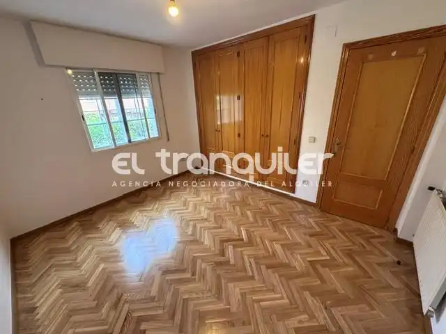 Villa con giardino in affitto a Calle De las hayas, imagen 16