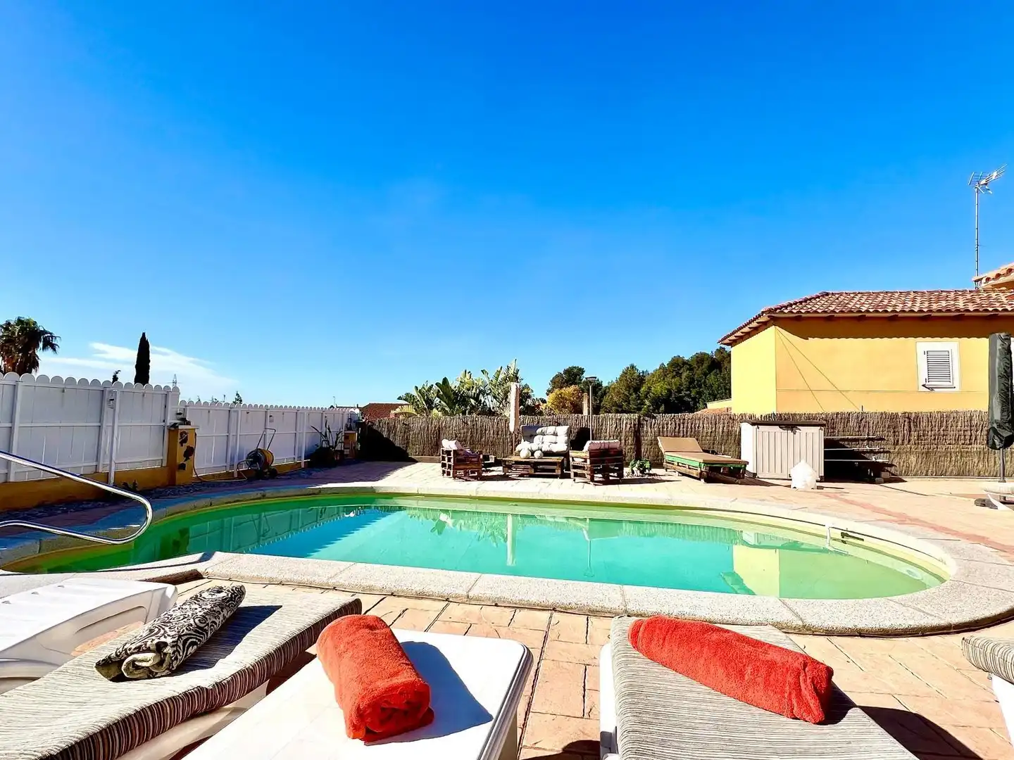 Swimming pool of Houses for sale in El Vendrell  with Air Conditioner, Heating and Terrace