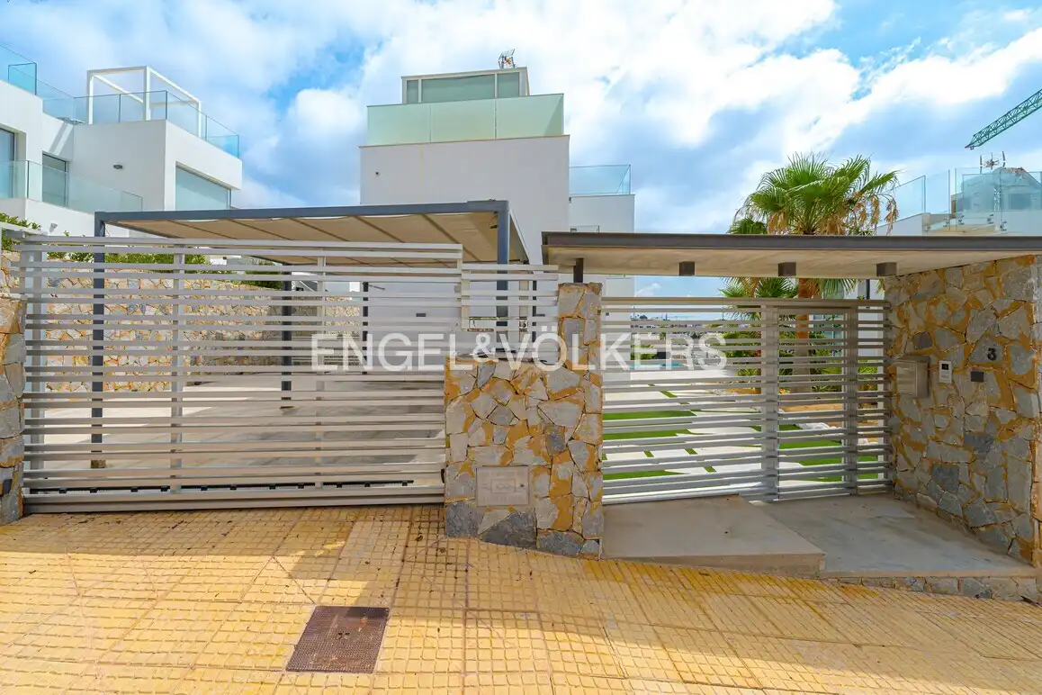 Casa con piscina en venta en Balcón de Finestrat - Terra Marina, imagen 34
