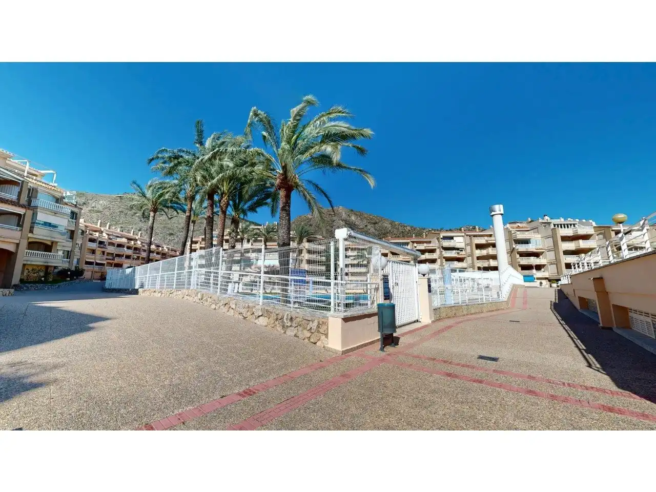 Exterior view of Flat for sale in Cullera  with Air Conditioner, Private garden and Terrace