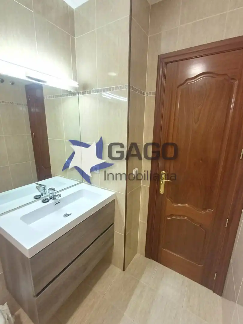 Baño de Ático de alquiler en Córdoba con Aire acondicionado, Calefacción y Terraza