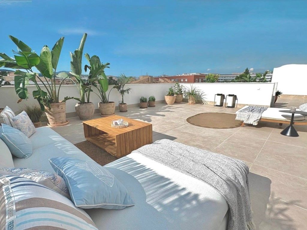 Terraza de Apartamento en venta en  Palma de Mallorca con Terraza, Piscina y Balcón