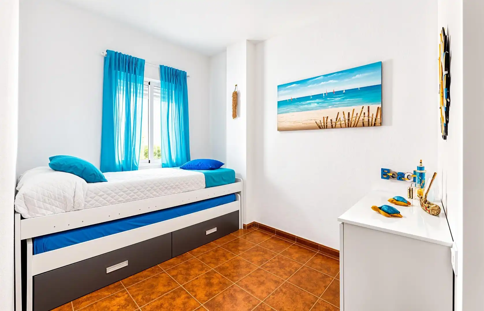 Habitación de Apartamento en venta en Chiclana de la Frontera con Aire acondicionado, Jardín privado y Terraza