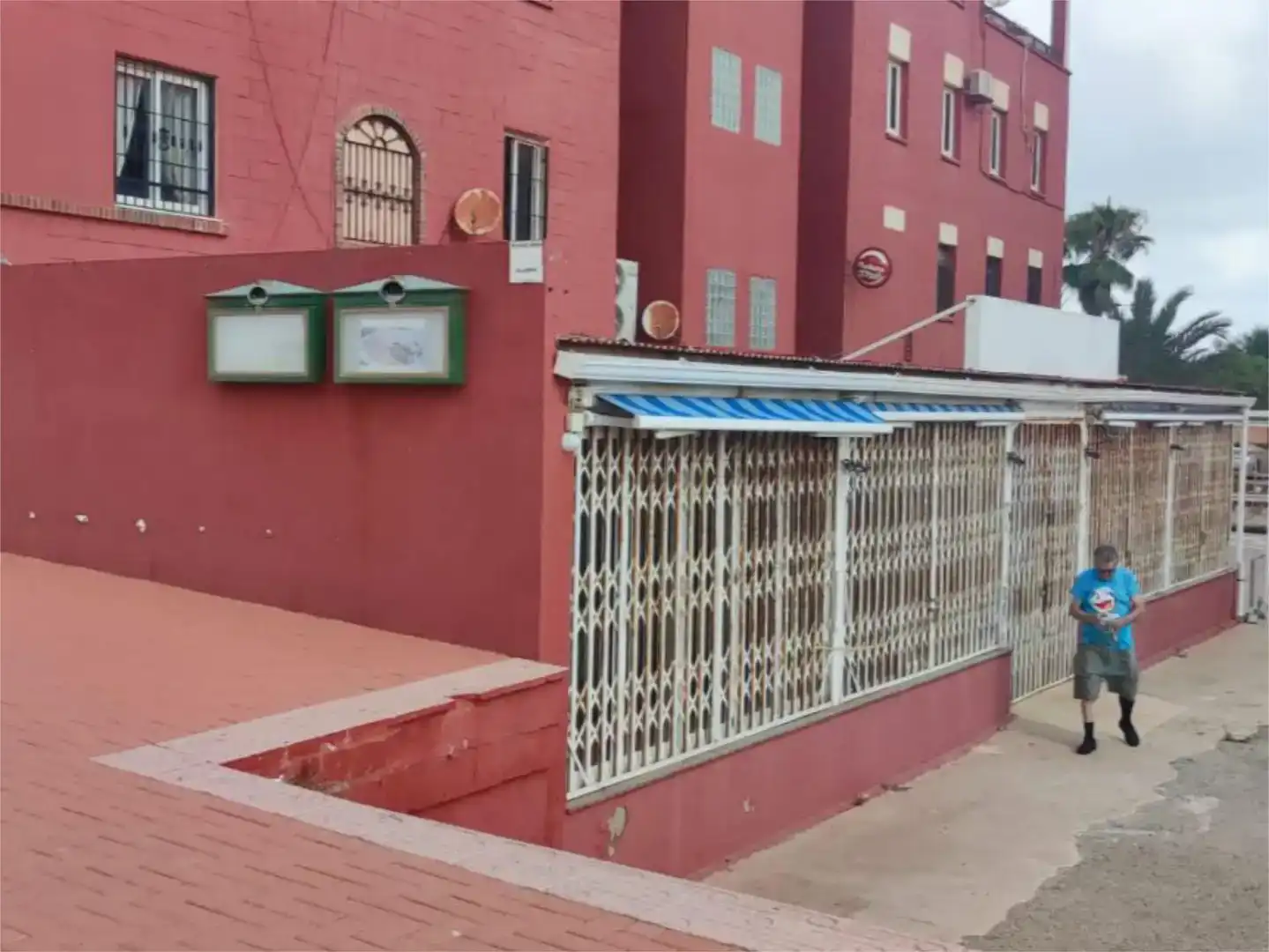 Vista exterior de Planta baixa en venda en Torrevieja