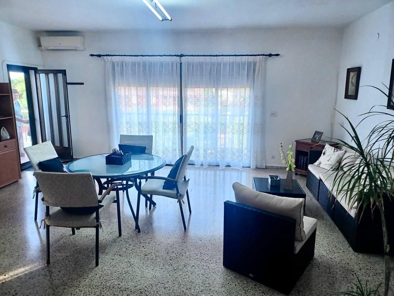 Living room of House or chalet for sale in Dénia  with Air Conditioner, Private garden and Terrace