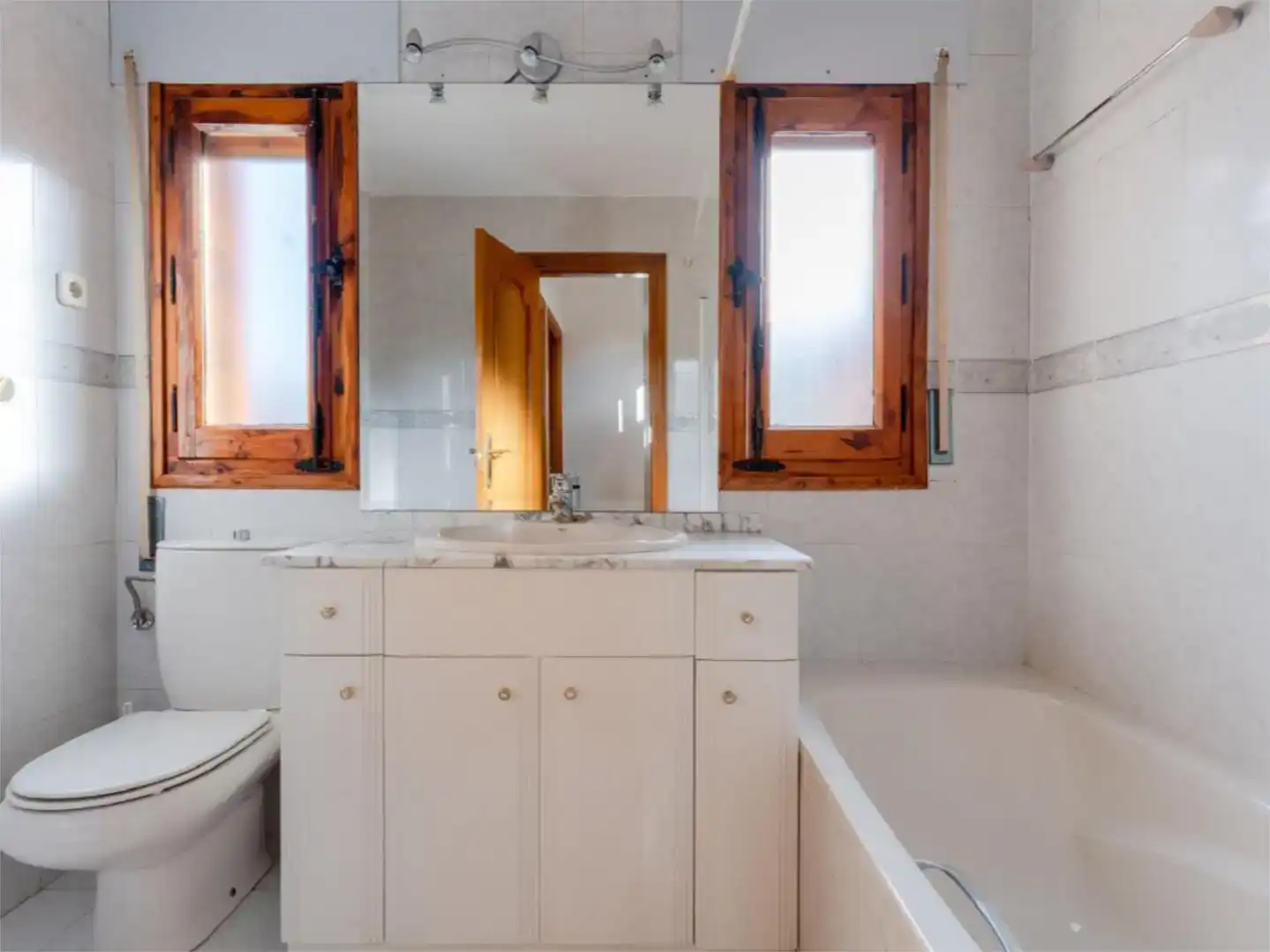 Baño de Casa o chalet en venta en Tres Cantos con Piscina