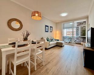 Dining room of Flat for sale in  Barcelona Capital  with Parquet flooring, Furnished and Oven