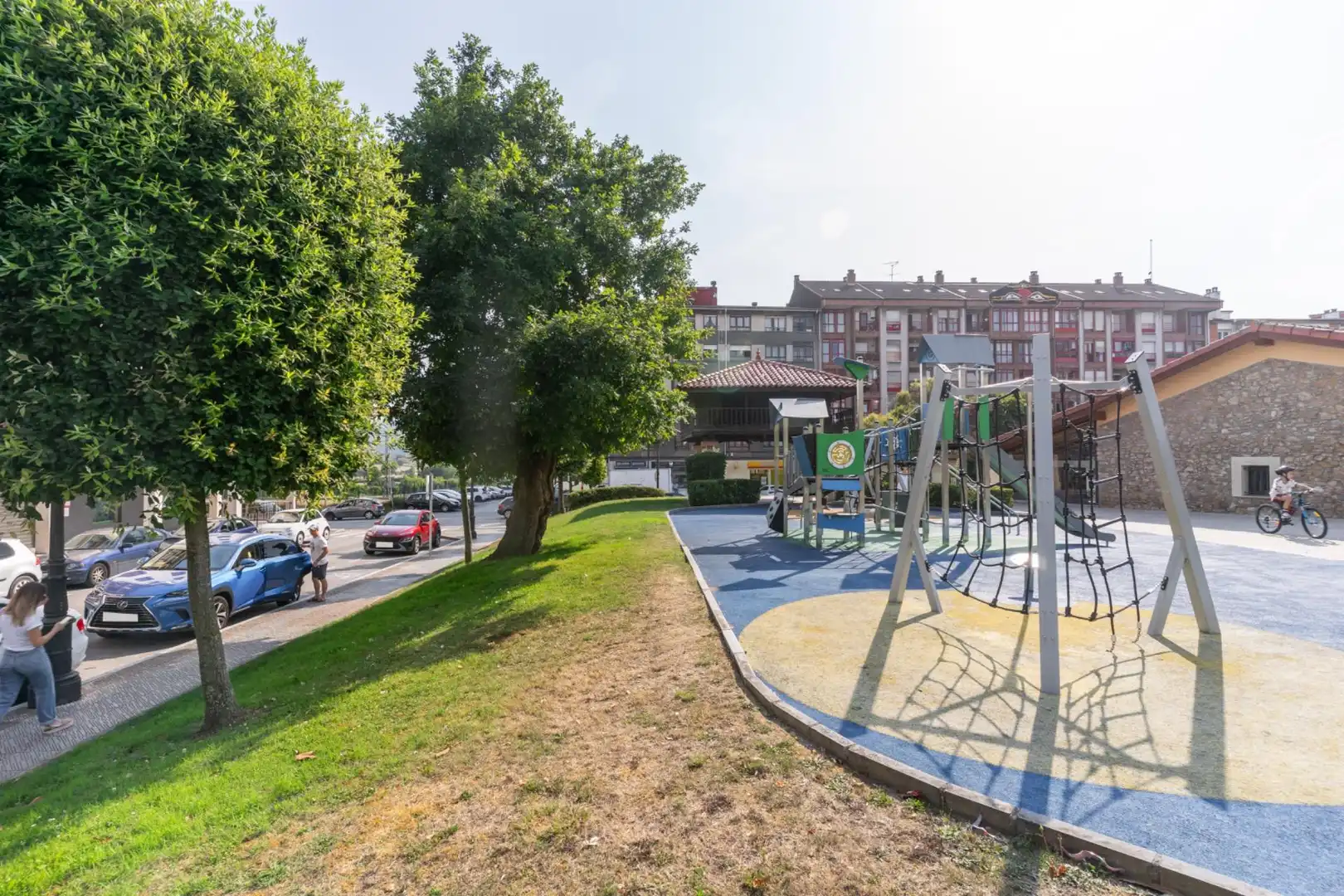 Piso con terraza en venta en Calle CARBAYU EL 3, imagen 30