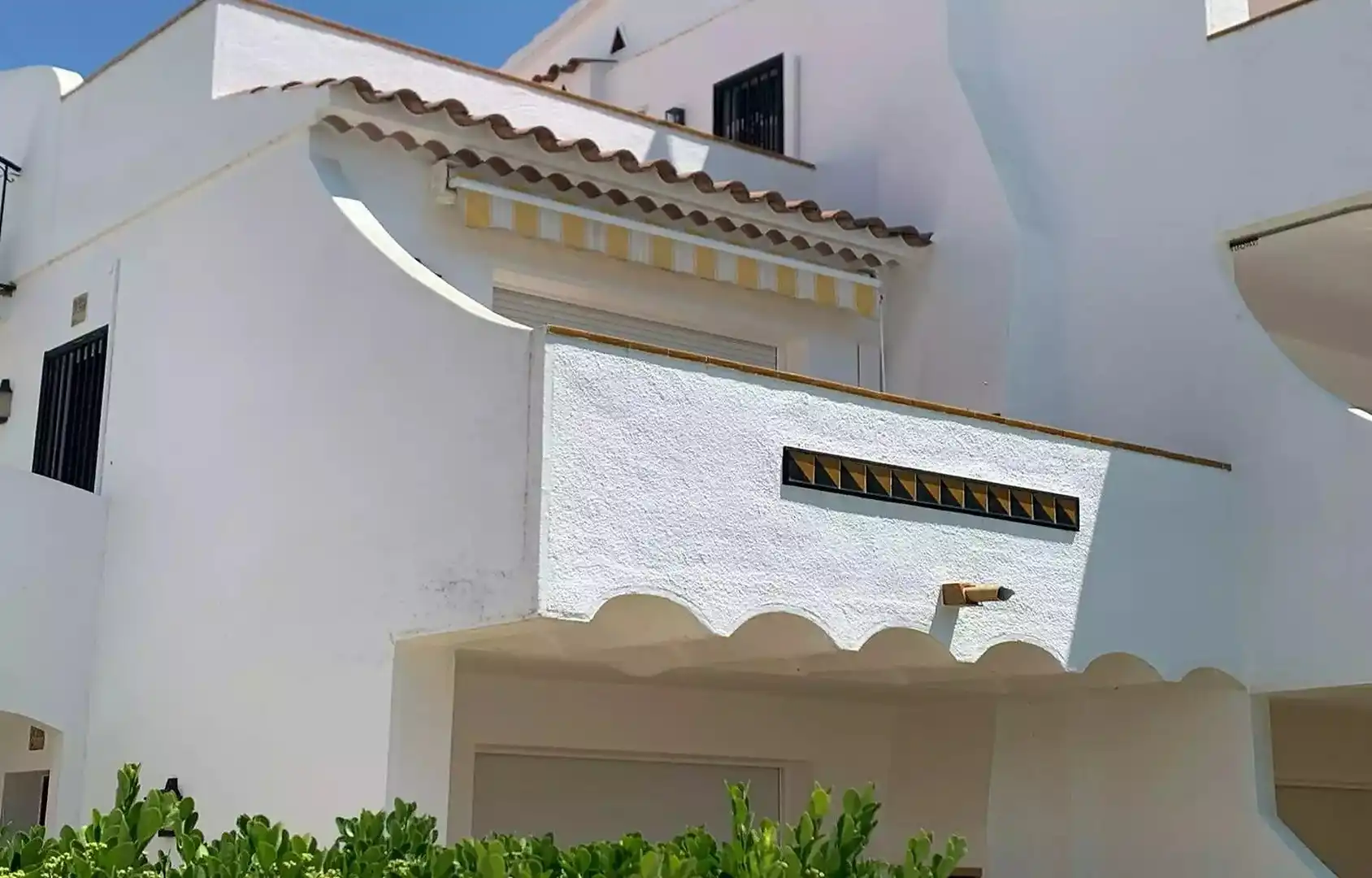 Exterior view of Flat for sale in Roses  with Air Conditioner, Heating and Terrace
