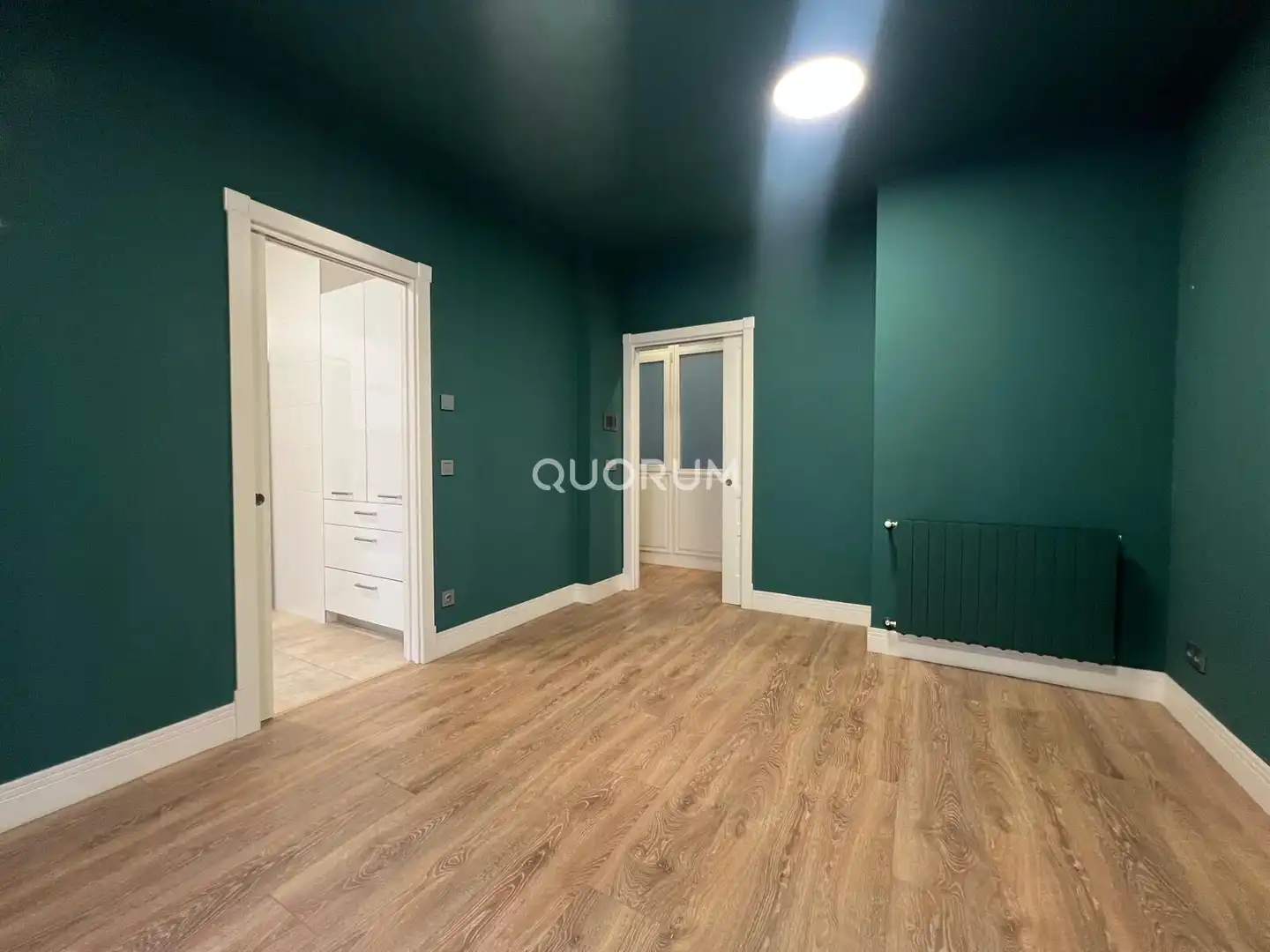 Piso de alquiler en Bilbao  con Calefacción, Parquet y Balcón