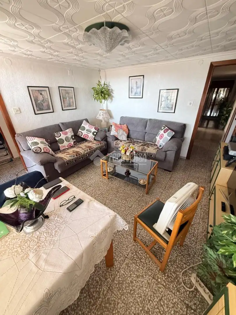 Sala de estar de Ático en venta en Alicante / Alacant con Terraza y Balcón