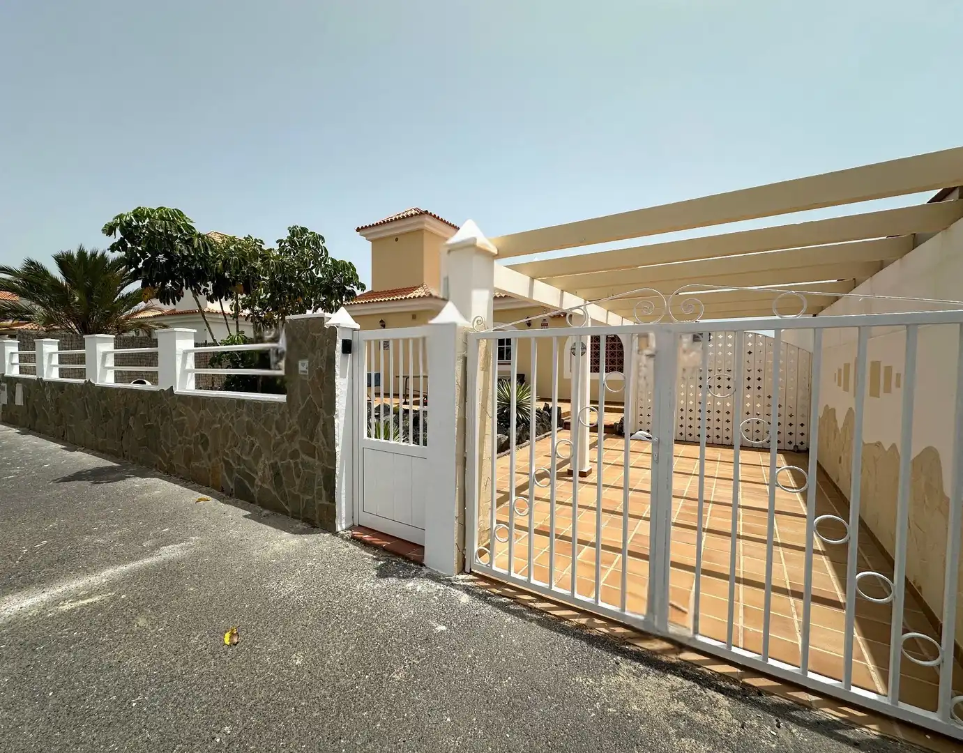 Vista exterior de Casa o xalet en venda en Antigua amb Aire condicionat, Jardí privat i Traster