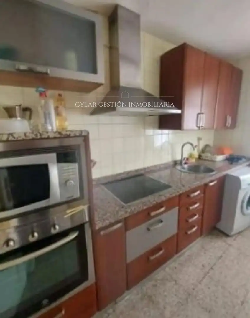 Kitchen of Flat for rent in Salamanca  with Heating, Terrace and Furnished