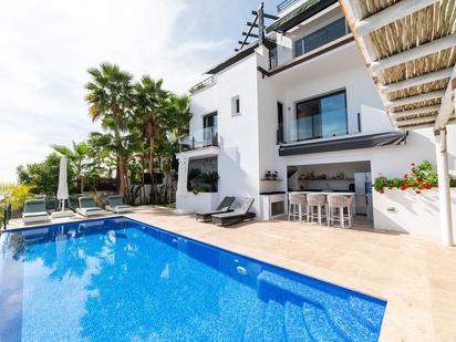 Jardí de Casa o xalet en venda en Benalmádena amb Aire condicionat, Jardí privat i Terrassa