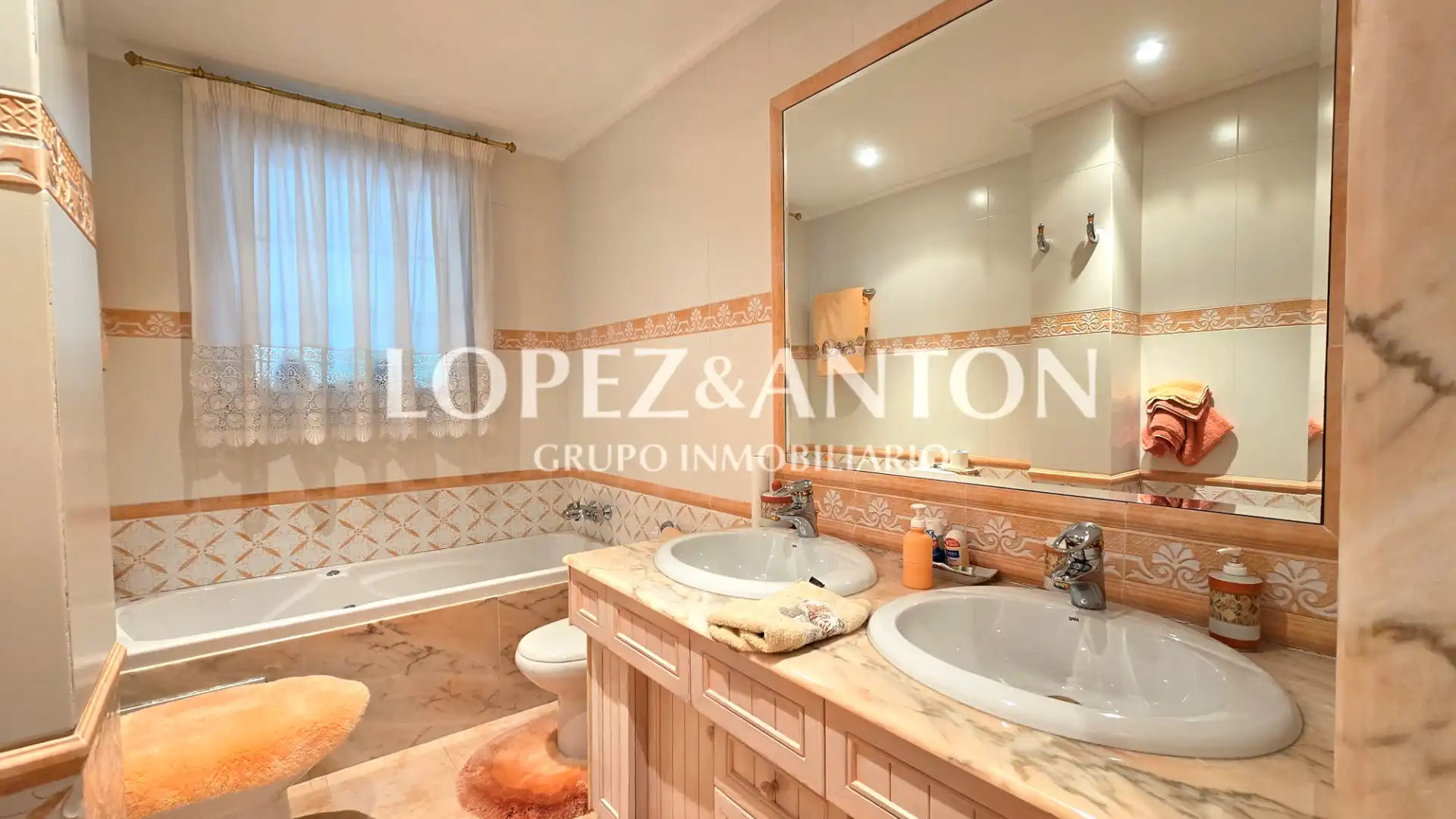 Baño de Casa o chalet en venta en Benaguasil con Aire acondicionado, Jardín privado y Parquet