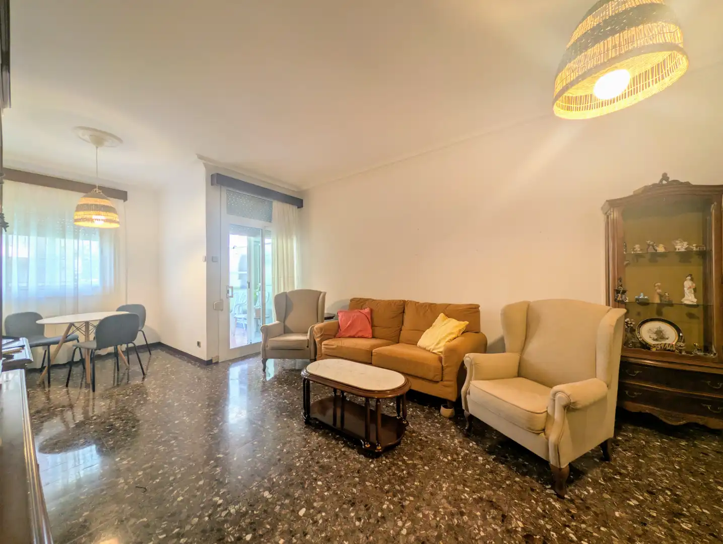 Living room of Flat for sale in Barcelona  with Air Conditioner, Heating and Oven