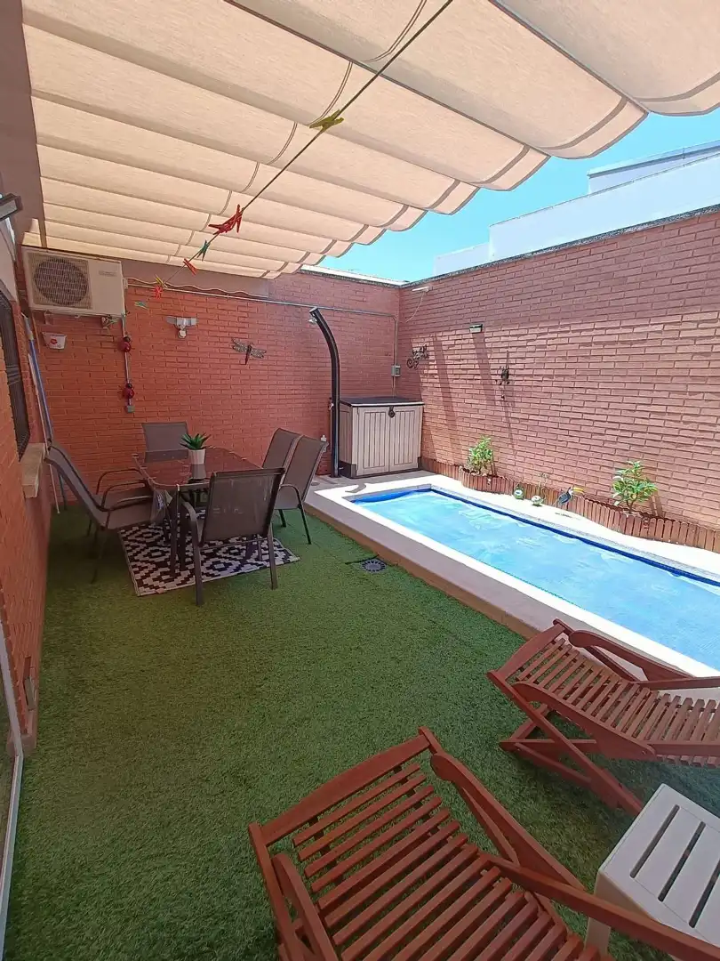 Piscina de Casa o chalet en venta en Ciudad Real con Aire acondicionado, Calefacción y Parquet