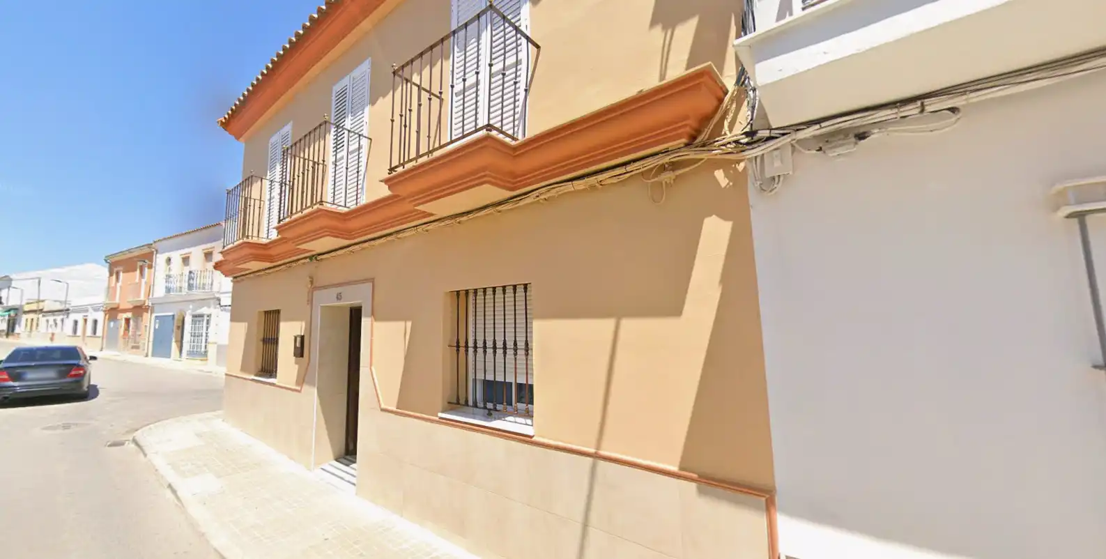 Vista exterior de Pis en venda en El Cuervo de Sevilla