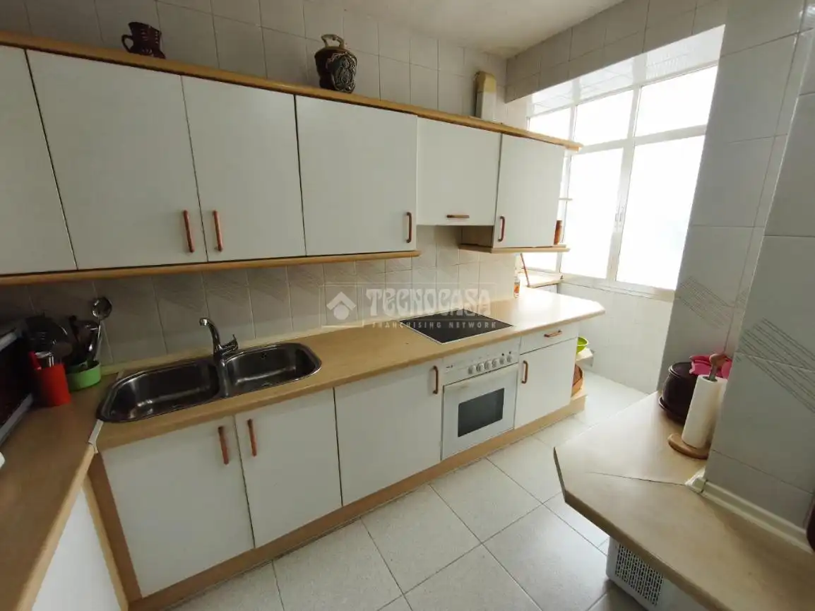 Cocina de Piso en venta en Alcorcón con Terraza